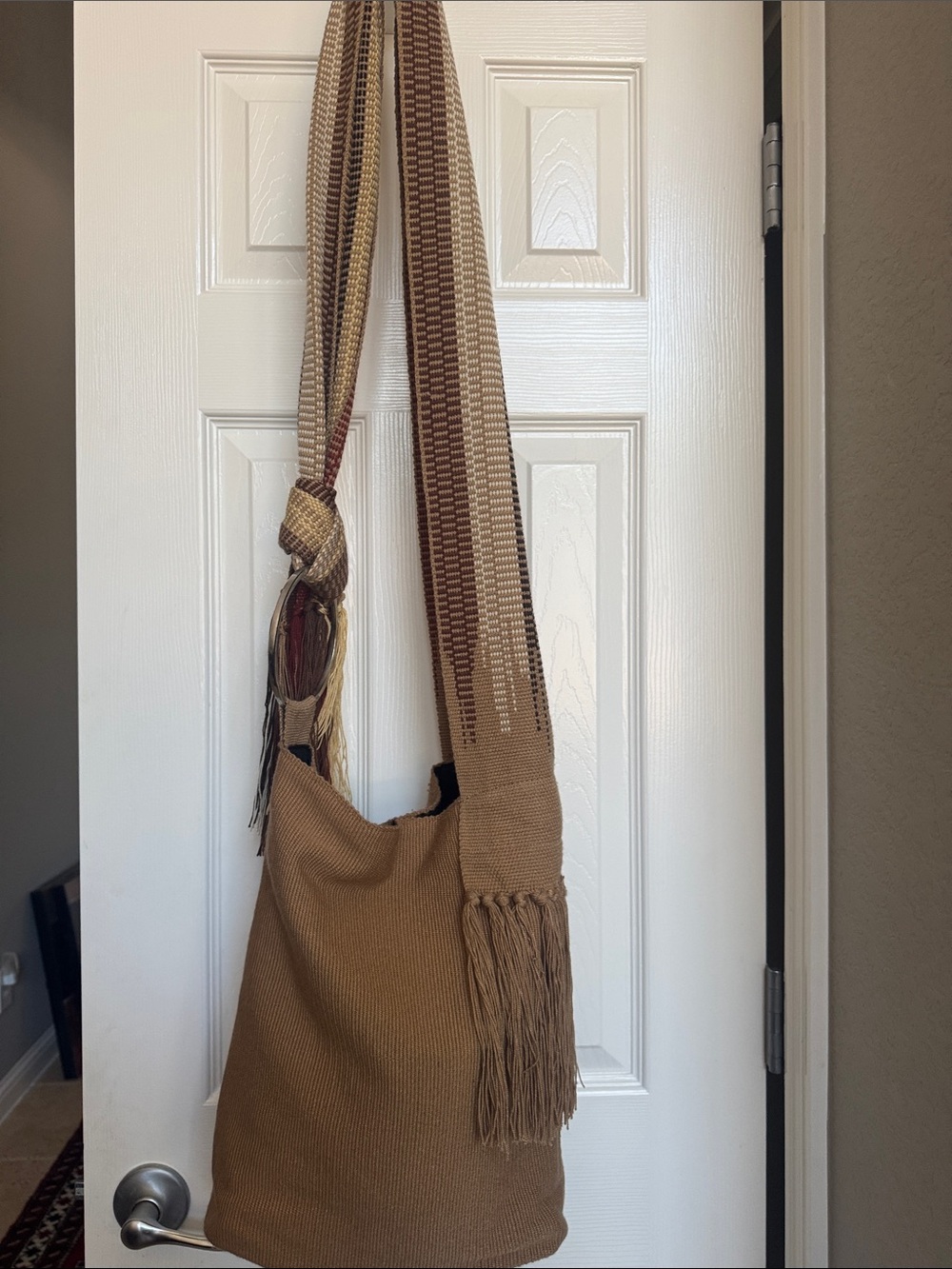 Handmade Wayuu Mochila Crossbody Bucket Bag in Tan